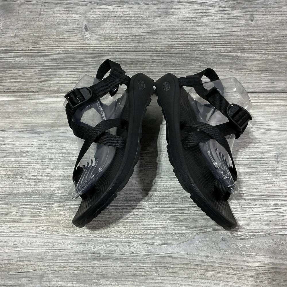 NEW NWOB Chaco Z/2 Mens Adjustable Strap Classic Sandals Black J106765 Size 13